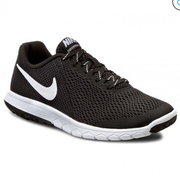 Nike Shoes - Nike Flex Experience RN 5 Women's Running Shoes Black/White